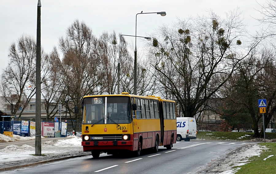 5410
Ikarus 280.37A, wpisany na stan 16.12.1994
Fajne mu listewki dorobili :>
Słowa kluczowe: IK280 5410 735 Żelazowska