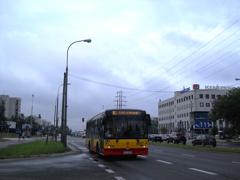 1027
Cały Ursynów opanowały praktycznie nowe wozy. Na szczęście mamy jeszcze 193, który jest wyjątkiem od tej teorii ;) 
Słowa kluczowe: SM10 SolCity10 1027 192 Ciszewskiego