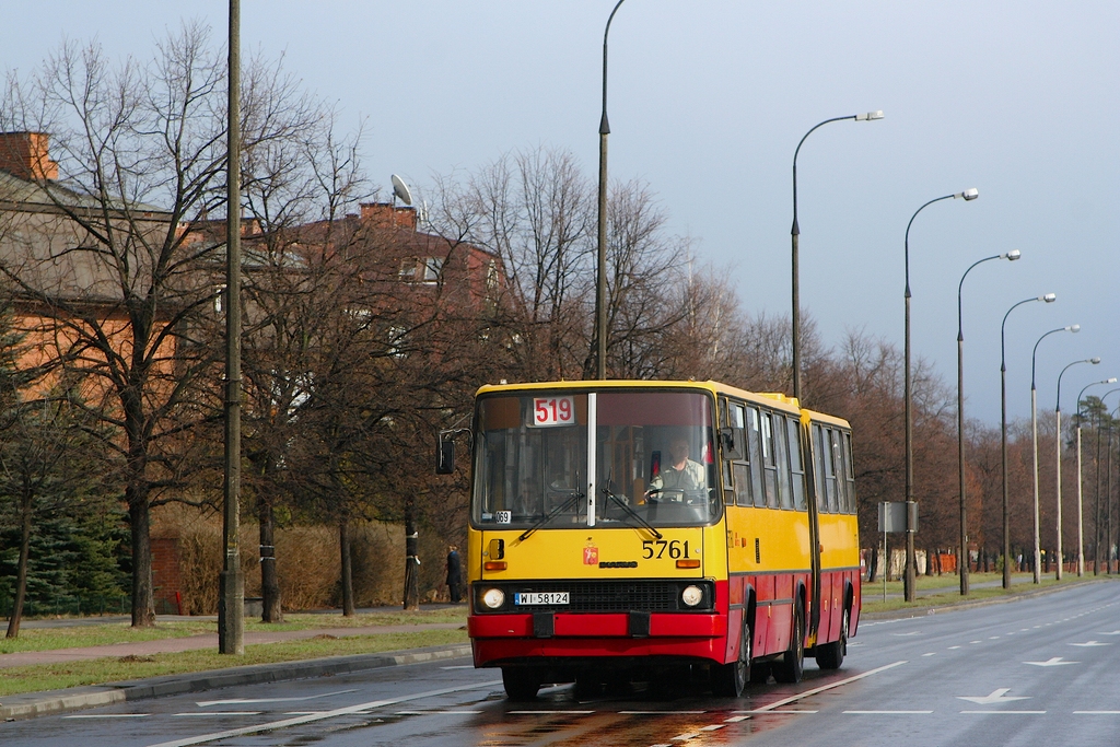 5761
Ikarus 280.70
Słowa kluczowe: IK280 5761 519 AlejaWilanowska