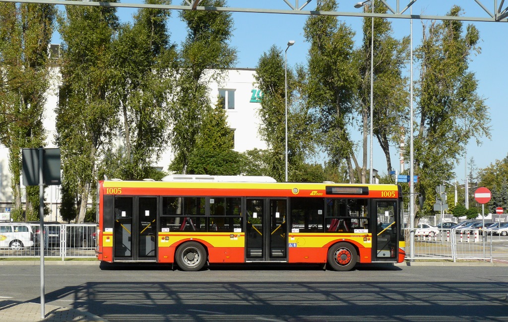 1005
Słowa kluczowe: SU10 1005 MetroMłociny DTP2011