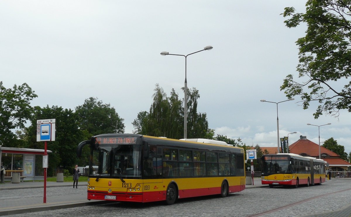 1213
Z tyłu A723 jako 180/2.
Słowa kluczowe: SM12 1213 742 Wilanów