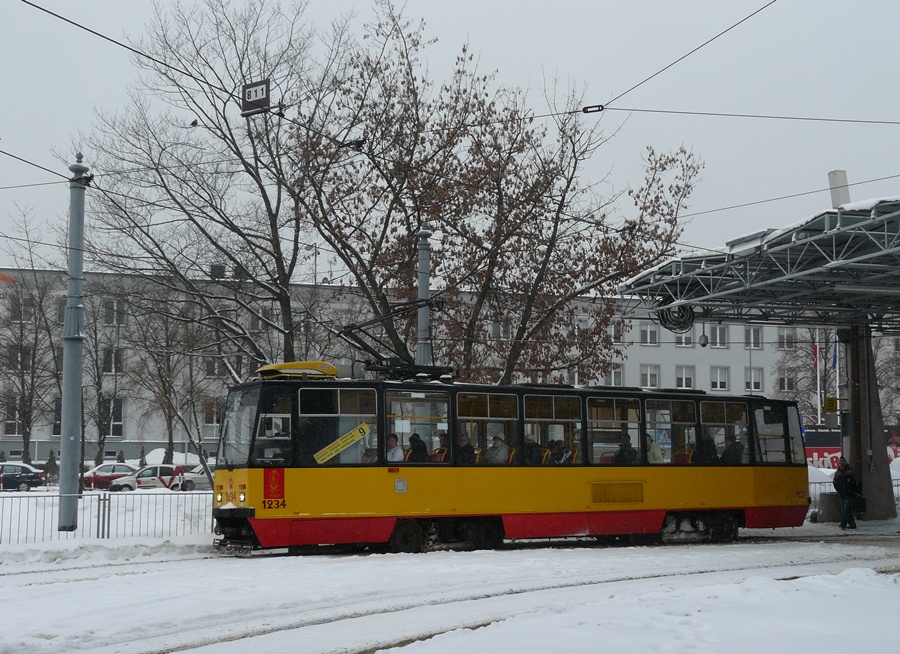 1234
Słowa kluczowe: 105Na 1234 6 MetroMłociny