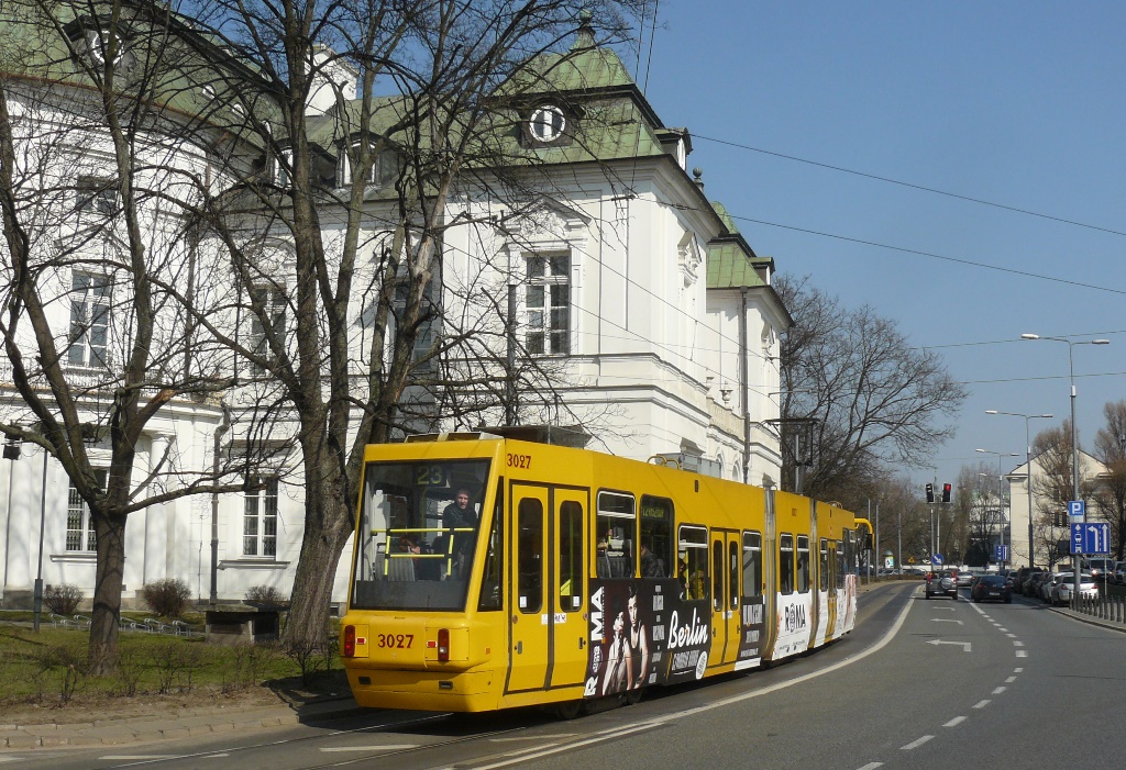 3027
Słowa kluczowe: 116Na/1 3027 23 AlejaSolidarności