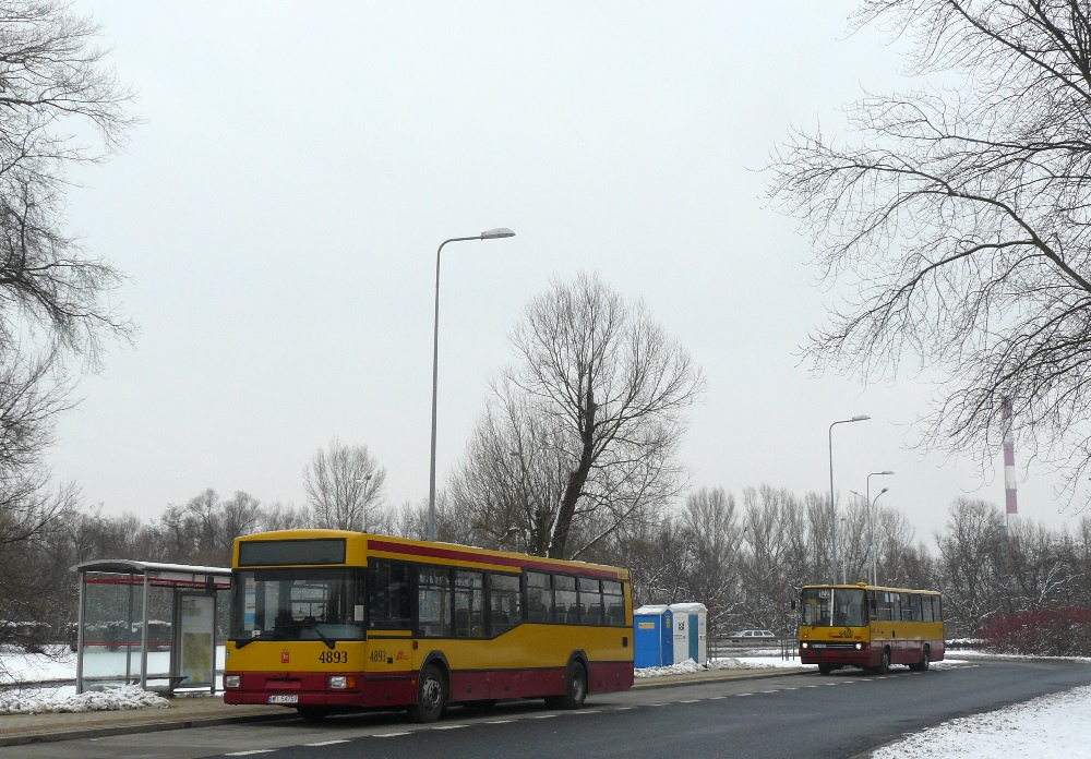 4893
Taki widok przejdzie do historii.
Słowa kluczowe: M121M IK260 4893 6402 157 122 Gwiaździsta