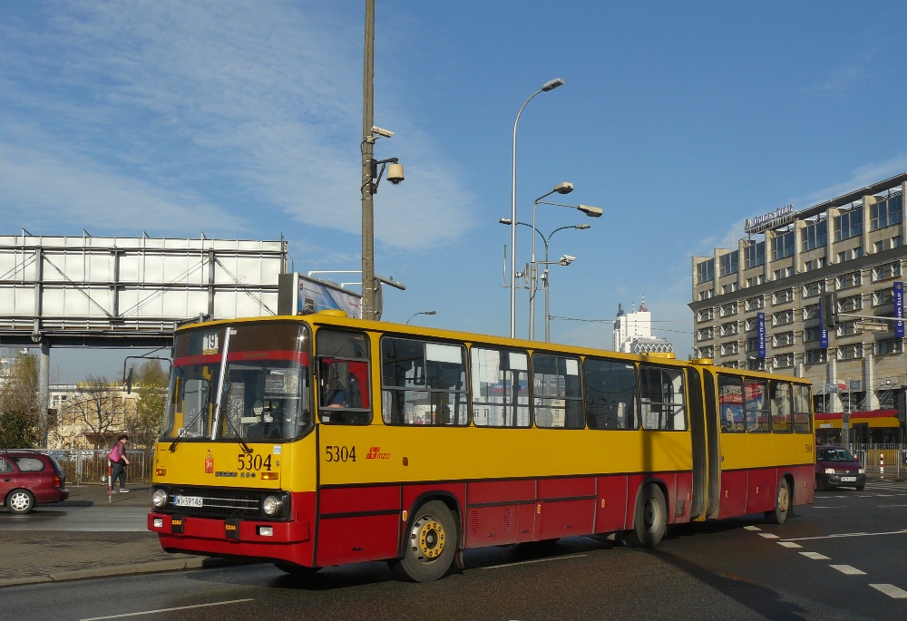 5304
Ostatni bizon na Stalowej jeszcze na Woronicza.
Słowa kluczowe: IK280 5304 191 Grójecka PlacZawiszy WS2012