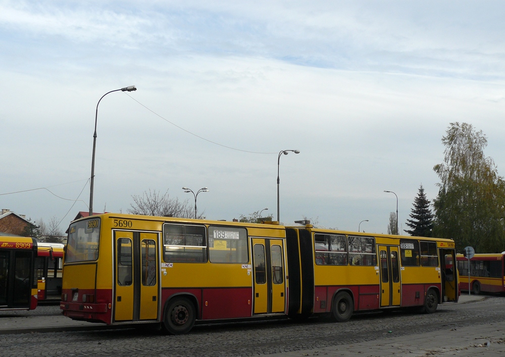 5690
Słowa kluczowe: IK280 5690 189 Sadyba WS2012