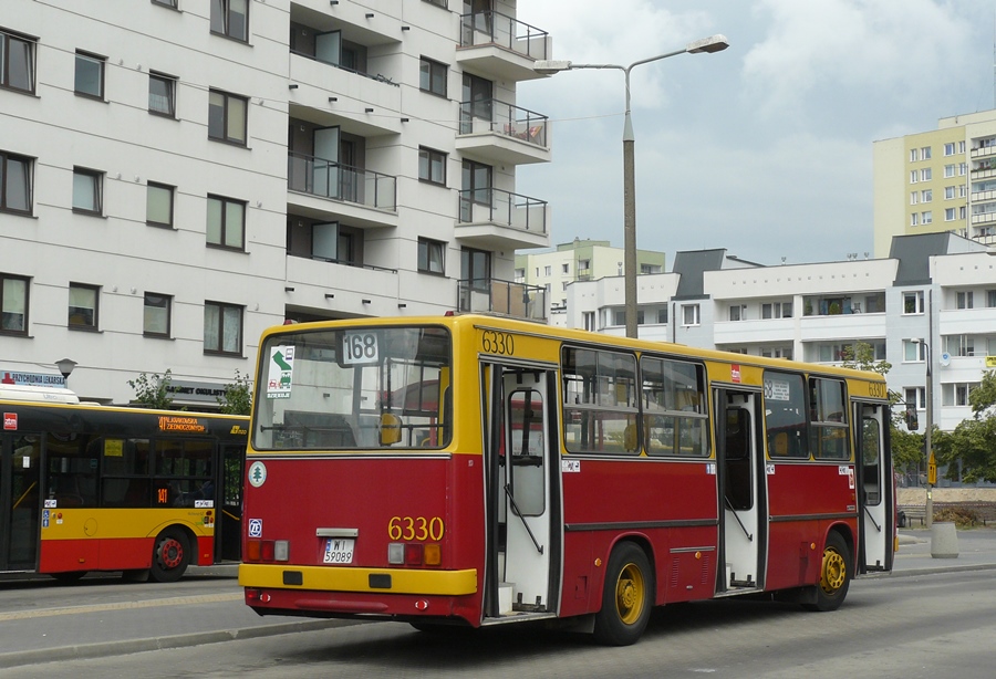 6330
To była moja ostatnia przejażdżka tym wozem i krótkim liniowym Ikarusem w ogóle.
Ikarus 260.73A MZK/MZA Warszawa 1993-2013
6330 był ostatnim Ikarusem 260 na zajezdni Woronicza.

Słowa kluczowe: IK260 6330 168 Witolin