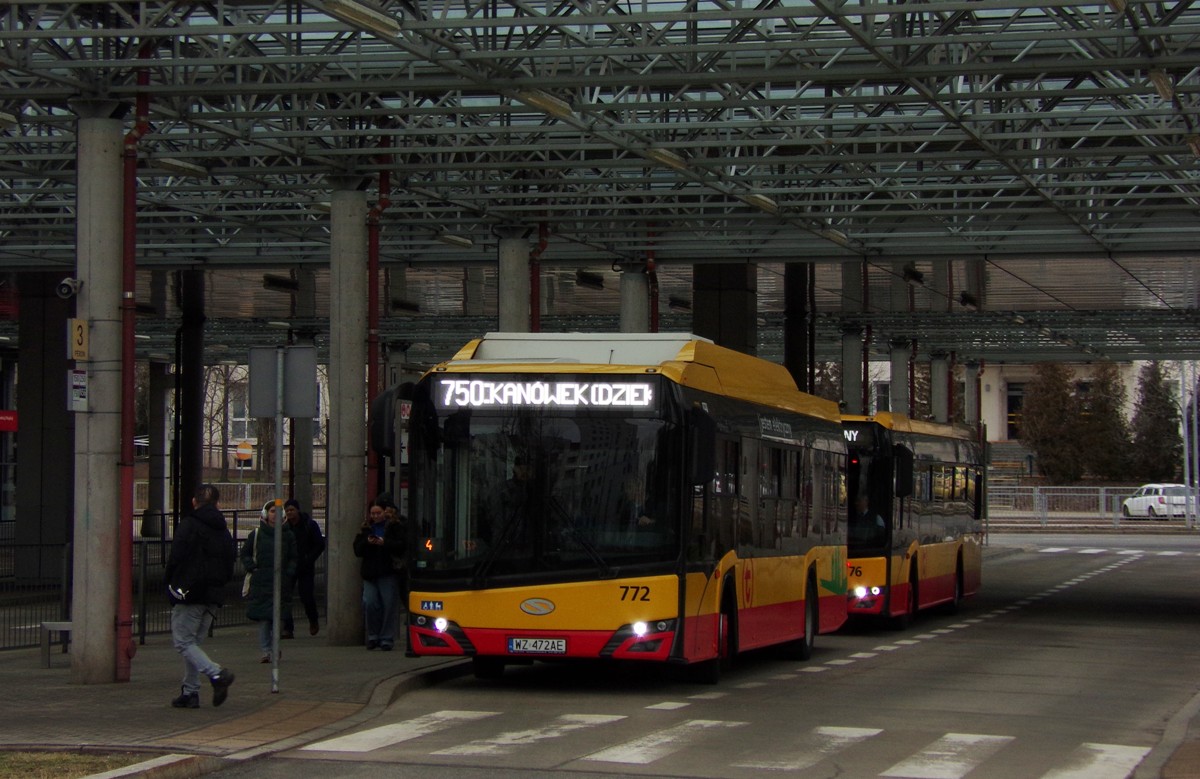 772
Słowa kluczowe: SU12E 772 750 MetroMłociny