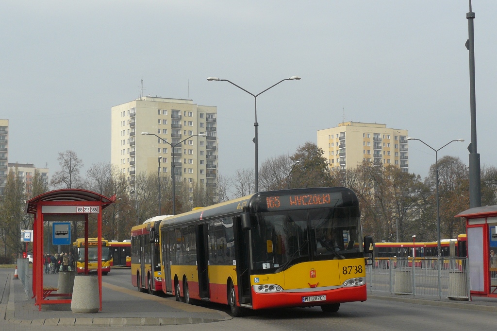 8738
Deskorolka na 165. Ma to jakiś związek z dzisiejszym dniem czy nadprogramowe dziwadło?
Słowa kluczowe: SU15 8738 165 MetroWilanowska