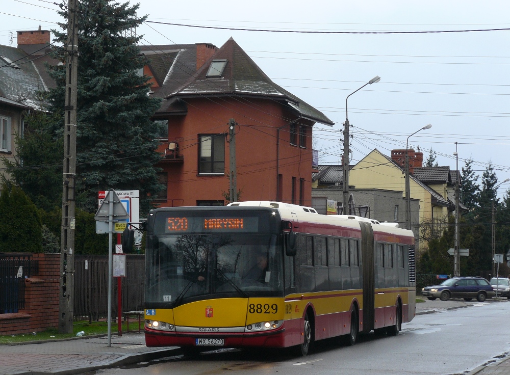 8829
Niby nic nowego - przegubowy solaris na 520, ale jest jeden szczegół - to już wóz z Kleszczowej. 

Słowa kluczowe: SU18 8829 520 Strąkowa