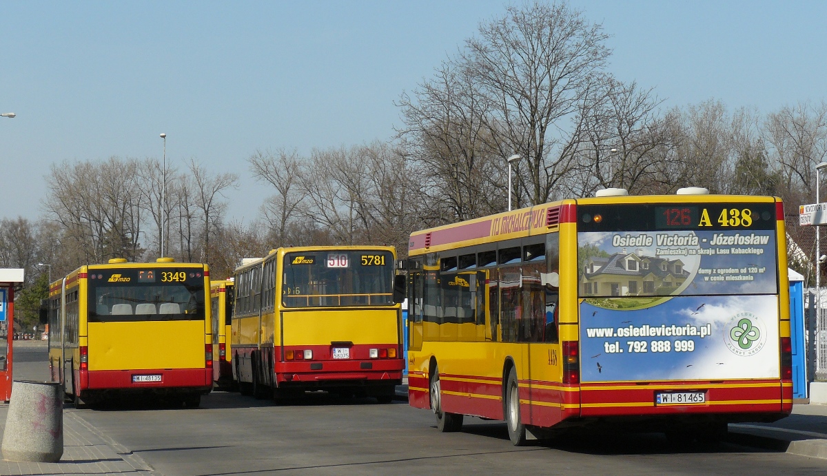 A438
Na zdjęciu są jeszcze 3349 na E-6 i 5781 na 510.
Słowa kluczowe: NL223 A438 126 Nowodwory