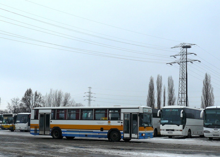 90033
Grójecki Jelcz szykuje się do swojego kursu.
Słowa kluczowe: L120 90033 DworzecZachodni