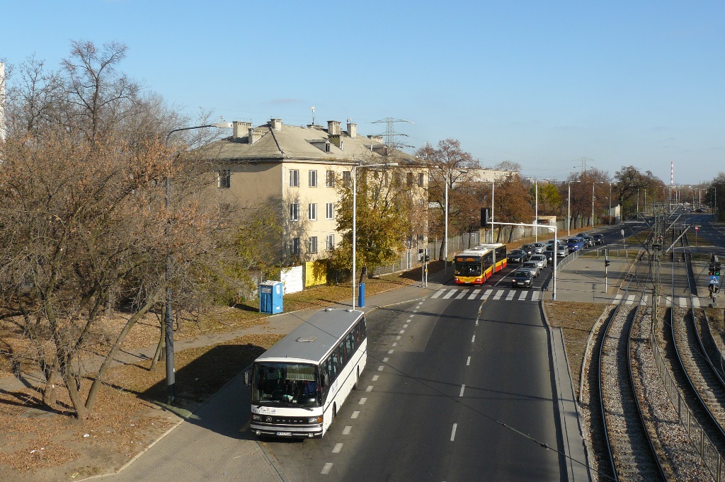 T037
Setra S215 UL - WU 67388/T037 ( rok produkcji: 1996, w Polonusie od 2009 roku ).
Słowa kluczowe: S215UL T037 Słomińskiego