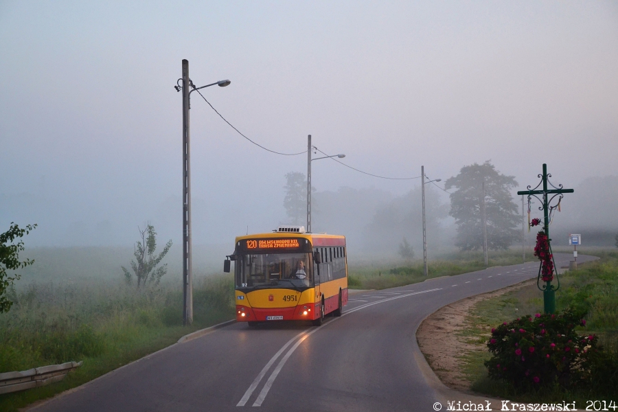 4951
Godzina 4:34, drugi kurs 120 z Olesina
Słowa kluczowe: M121I 4951 120 Mochtyńska