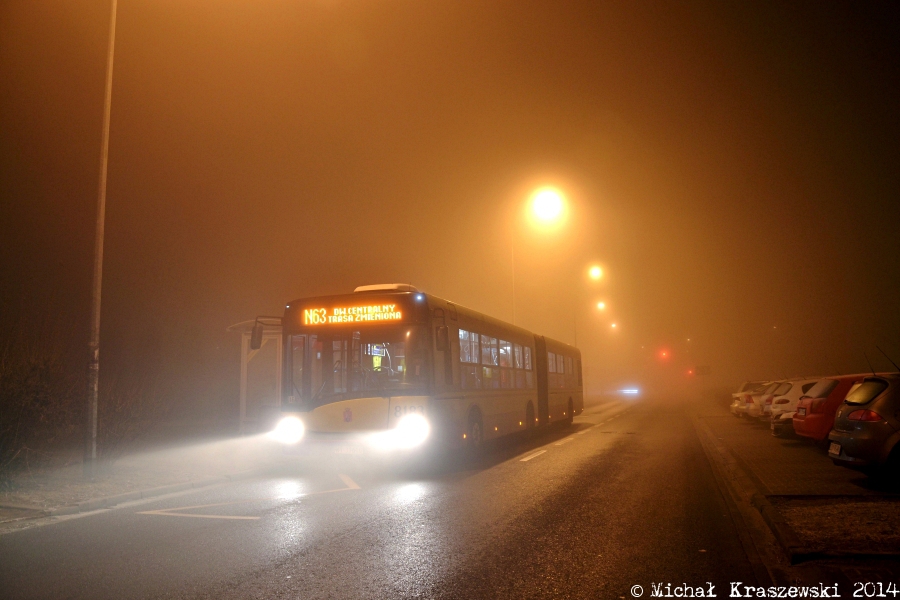 8183
W nocnej mgle
Słowa kluczowe: SU18 8183 Ćmielowska N63