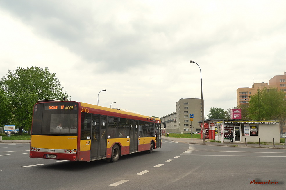 A005
Przez prawie 40 lat na tej linii jeździły tylko pojazdy z Ostrobramskiej i Woronicza, ale i tu pojawiły się pojazdy ajentów.
Słowa kluczowe: SU12 A005 117 Egipska