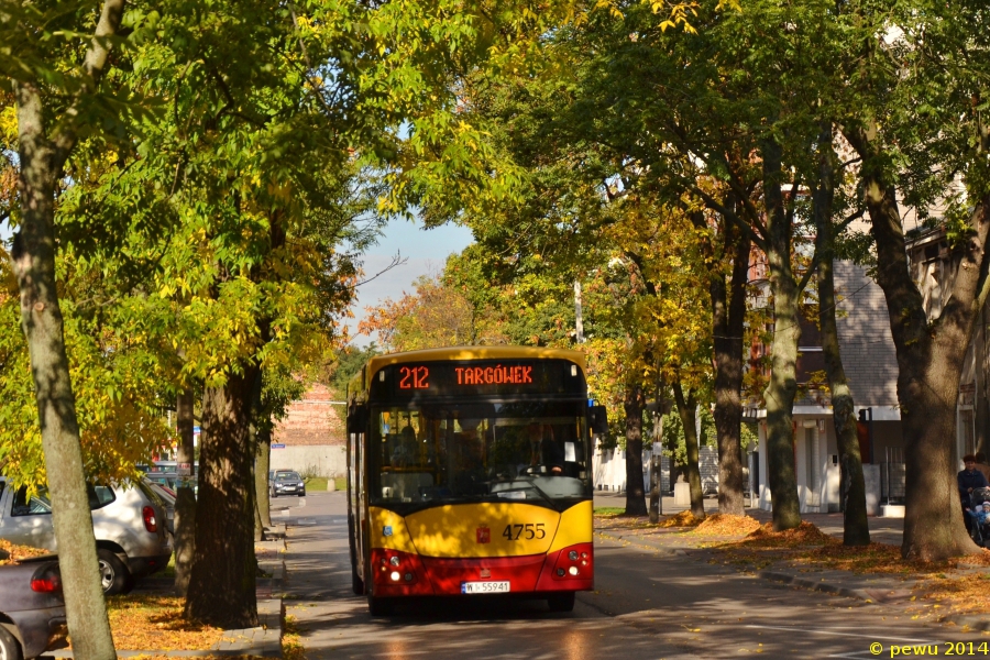 4755
Gniocik w międzyszczycie podąża trasą linii 212 łączącej Nową Pragę z Targówkiem Mieszkaniowym.
Słowa kluczowe: M121 4755 212 Kołowa