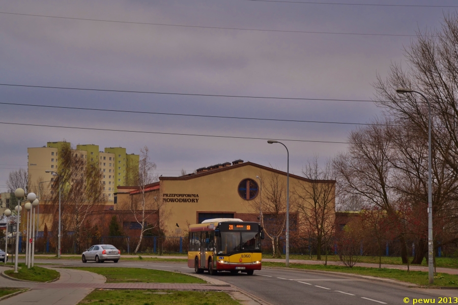 A060
W związku z wymianą nawierzchni bitumicznej na ul. Mehoffera na odcinku od ul. Modlińskiej do ul. Książkowej linie 126, 133, 211, 741 i N63 zostały skierowane na objazdy.

Linia 211 jeździła ulicami Milenijna - Ćmielowska - Myśliborska - Strumykowa - Stefanika - Światowida - Ordonówny - zawrotka na rondzie przy ul. Strumykowej - Ordonówny - Światowida i dalej swoją trasą.
Słowa kluczowe: SU8,6 A060 211 Strumykowa