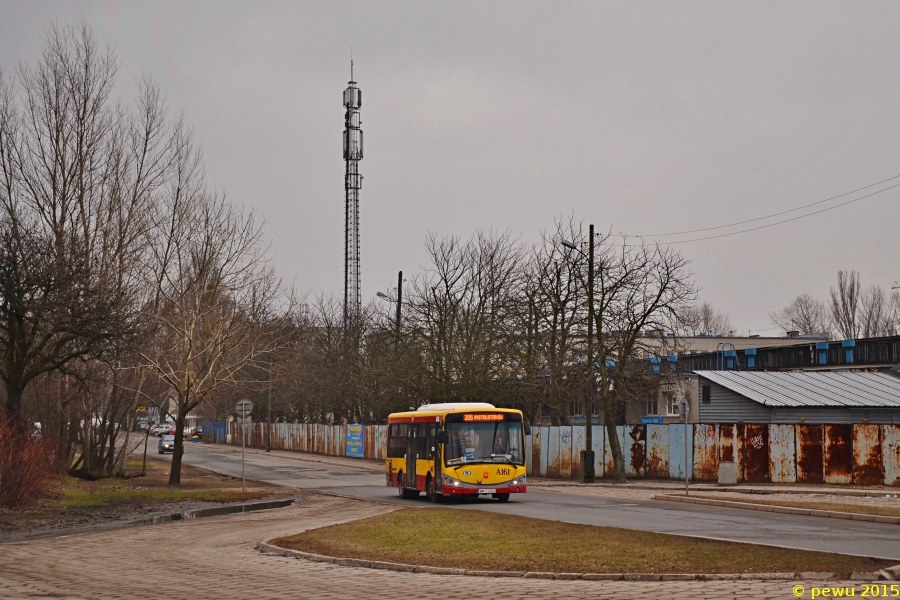 A161
Libero na linii 306 dojeżdża do krańca Instalatorów, na którym trasę kończy tylko co drugi kurs tej linii. Reszta wykorzystuje unikatowe połączenie przez niedawno zbudowaną ulicę Szybką i dociera aż na Ursus.
Słowa kluczowe: M083C Libero A161 306 Instalatorów