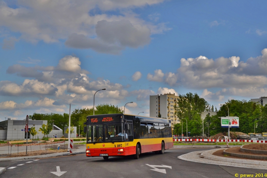 A407
Linia 156 na nowowybudowanym rondzie u zbiegu ulic Sacharowa i Kasprowicza.
Słowa kluczowe: NL223 A407 156 Sacharowa