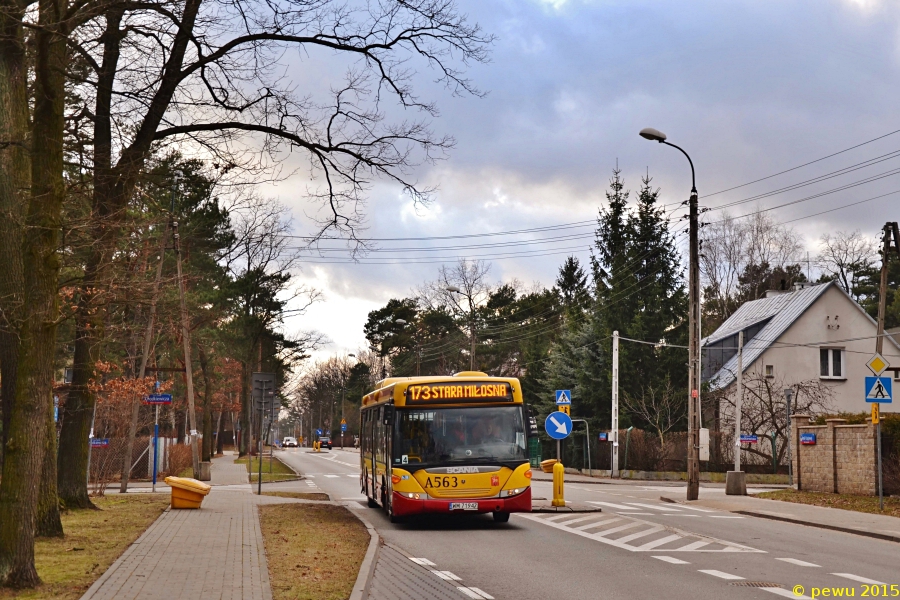 A563
173 to jedna z kilku linii w Warszawie, które, mimo że część trasy pokonują poza jej granicami, nie są liniami podmiejskimi. W tym przypadku trasa częściowo przebiega przez Sulejówek.
Słowa kluczowe: CN270UB OmniCity A563 173 ArmiiKrajowej