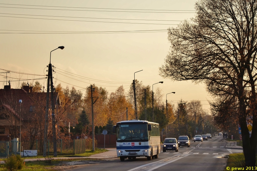 Y007
Linia L-9 na objeździe remontowanego przejazdu kolejowego w miejscowości Michałów-Reginów.
Słowa kluczowe: IrisbusAxer12M Y007 L-9 Kościelna Łajski