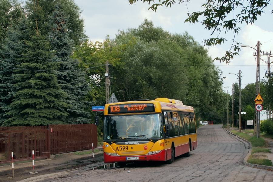 A529
Scania na trylince.
Słowa kluczowe: CN270UB OmniCity A529 108 Antoniewska