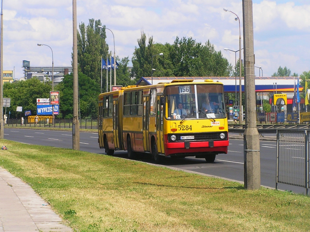 5284
Linia jeszcze w okresie swojej świetności.
Słowa kluczowe: IK280 5284 156 Radzymińska