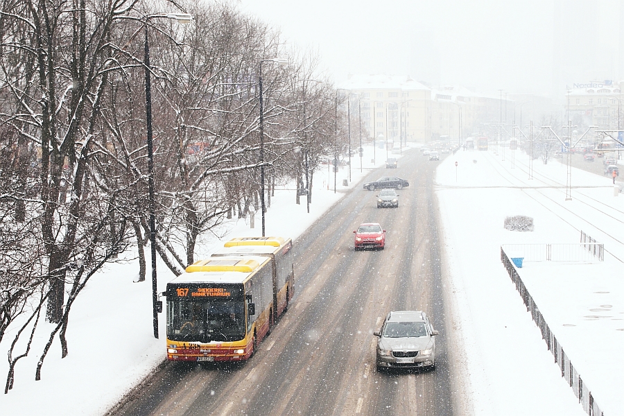 A238
I na deser mały autobusowy respons na tramwajowe zdjęcie Kelly'ego z tego samego miejsca wykonane dwa dni wcześniej.
Słowa kluczowe: LionsCityG A238 167 AlejaNiepodległości