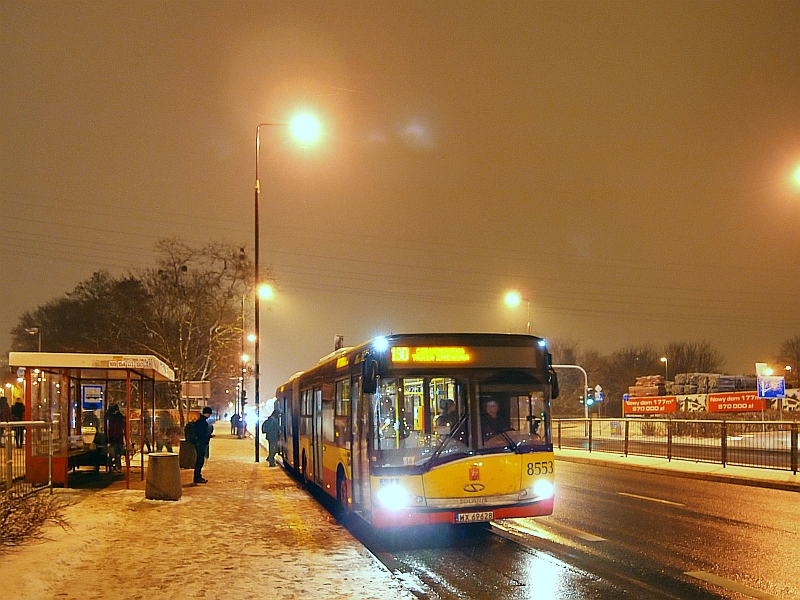 8553
Solaris wieczorową porą w wersji z ekonomicznym wyświetlaczem.
Słowa kluczowe: SU18 8553 190 Górczewska