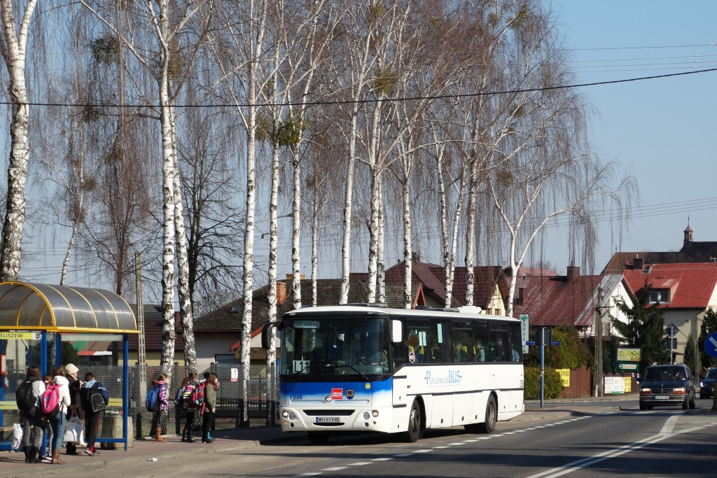 Y006
Centrum Wieliszewa.

Z pozdrowieniami dla Bernarda spotkanego w Urzędzie Gminy :)
Słowa kluczowe: IrisbusAxer12M Y006 L11 Wieliszew Modlińska