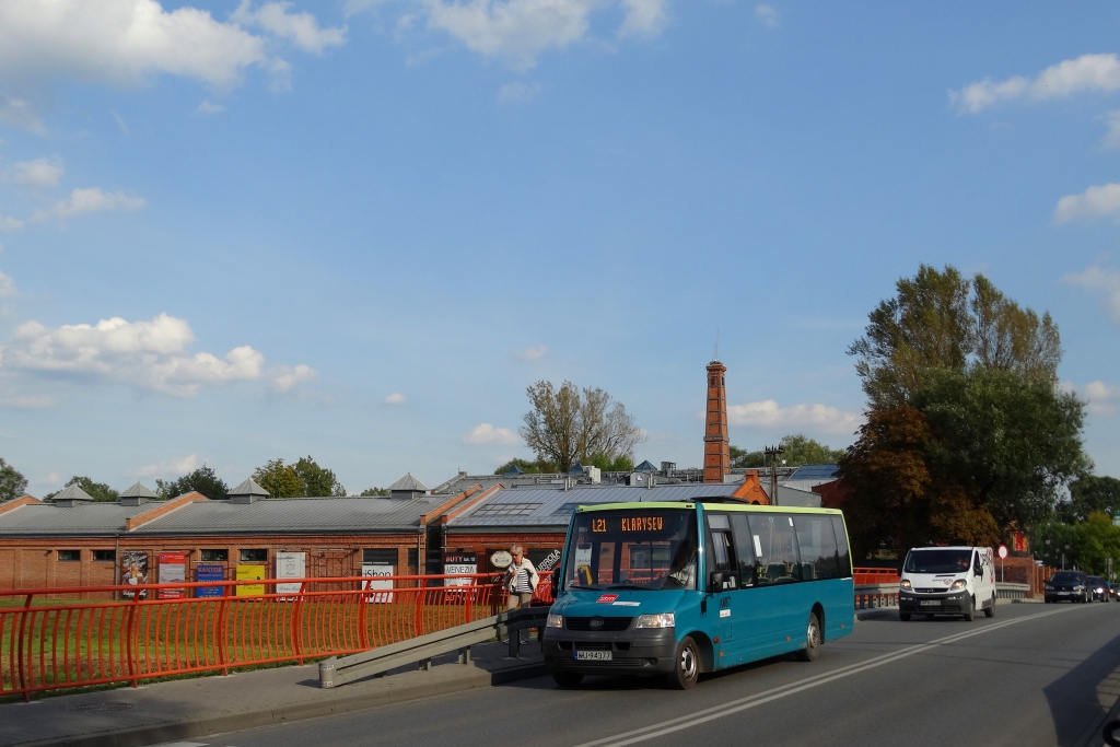 A687
W okolicach tego mostu można spotkać małe stadko młodych łabędzi.
Słowa kluczowe: VDL Berkhof ProCity A687 L21 Konstancin-Jeziorna Warszawska