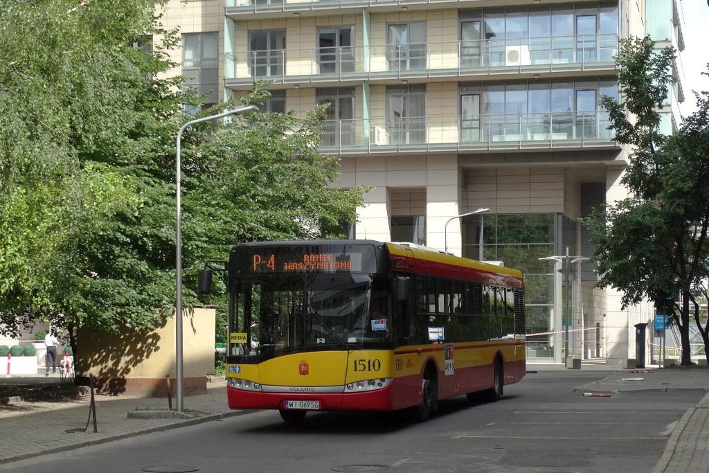 1510
Nie przypuszczałbym, że autobusy "liniowo" pojadą takimi odcinkami jak na przykład ten na zdjęciu...
Słowa kluczowe: SU12 1510 P-4 łącznik Grzybowska-Łucka