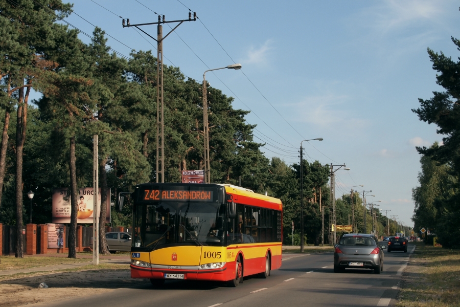 1005
Położenie chmur względem Słońca okazało się dla mnie w przypadku zastępczej linii Z42 łaskawe.
Słowa kluczowe: SU10 1005 Z42 Józefów Sikorskiego