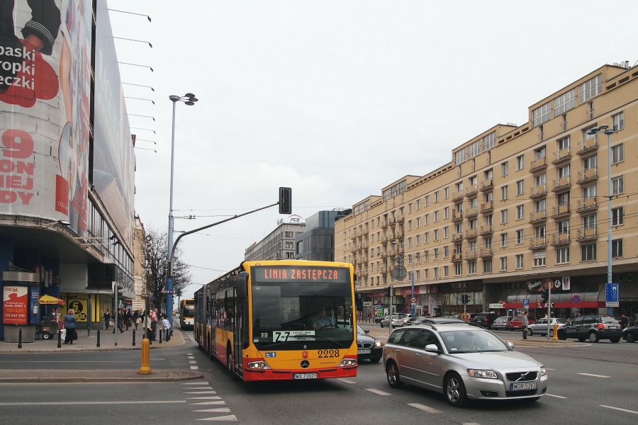 2228
Tym razem mercedesowe Z-7 w wersji 'Linia zastępcza".
Słowa kluczowe: ConectoG 2228 Z-7 AlejeJerozolimskie