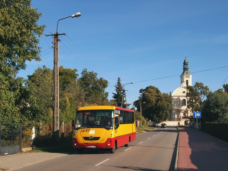 A649
Kolejne zaskoczenie. Spodziewałem się zielonego dostawczaka, a tu się stary znajomy wyrugowany z Królestwa Trzech Bloków trafił... :D
Słowa kluczowe: Solina A649 L6 StareBabice