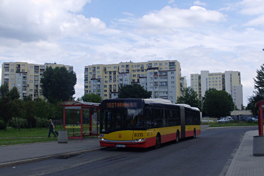 8335
Solaris Urbino 18 prod. 2010

Pozdrowienia dla wesołego Pana kierowcy!
Ostatni dzień tej linii na tej pętli. Od jutra trasa 162 zostanie skrócona do Pl. Hallera.
Oj, szykuję się na focenie na jutro i poniedziałek.
Słowa kluczowe: SU18 8335 162 Targówek