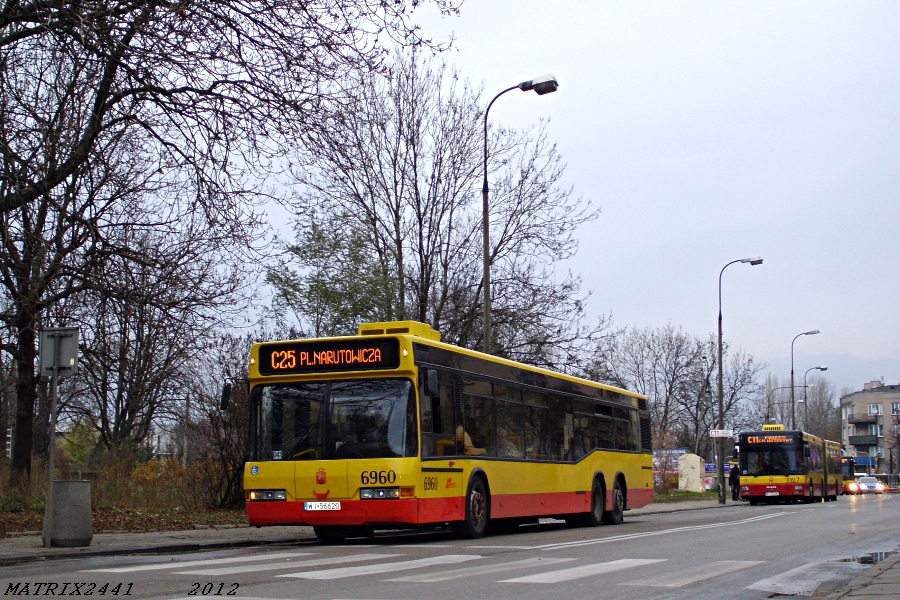 6960
Neoplan N4020td prod. 1999

Schyłkowe godziny kursowania cmentarek. Do zobaczenia za rok...
Słowa kluczowe: N4020 6960 C25 ŚwiętegoWincentego WS2012