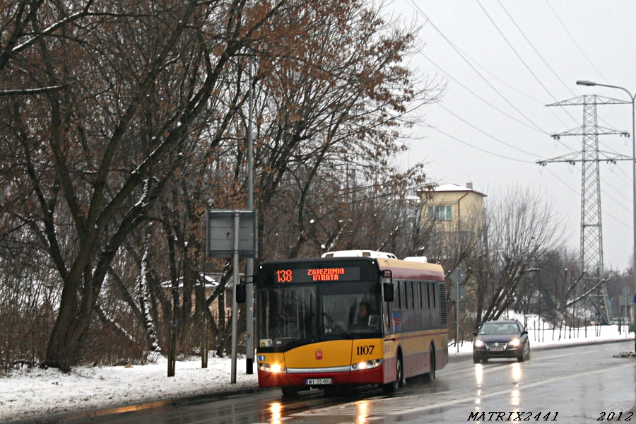 1107
Solaris Urbino 12 prod. 2007

Jeszcze jedną fotkę zapodam z dzisiejszego mojego wypadu. Tym razem nie A607 i nie 170, a linia 138.
Jutro natomiast zaczynam moją przygodę z manualem. :D
Słowa kluczowe: SU12 1107 138 Naczelnikowska