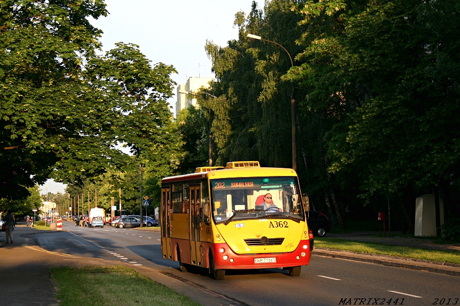 A362
Autosan H7-20 Solina prod. 2008

Ostatni kurs 202 w kierunku pierwszej pętli tej linii.
Słowa kluczowe: H7-20 Solina A362 202 Trocka