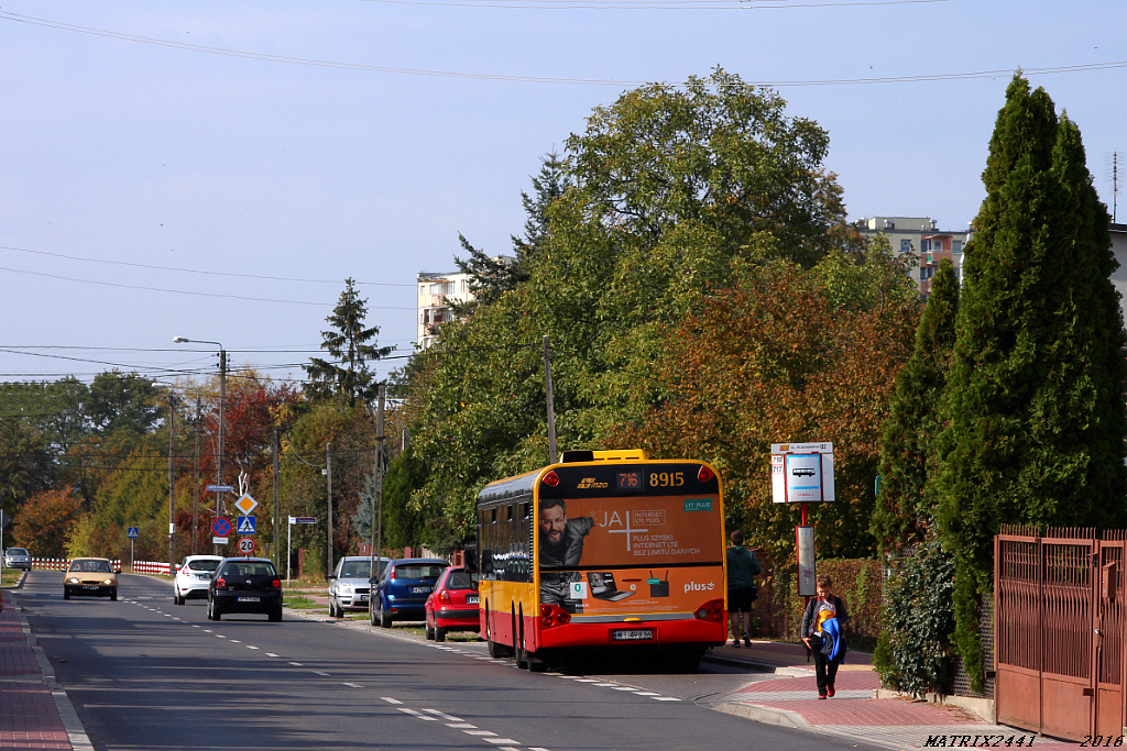 8915
Solaris Urbino 15, prod. 2002

Ranking klimatu linii podmiejskich, miejsce 44: linia 716.

Jadąca z Cm. Wolskiego na skraj Piastowa linia 716 jest pewniakiem na SU15, jednak klimatu praktycznie tam nie zaznamy. Sam jednak Piastów wydaje się być całkiem przyjemnym miejscem.
Słowa kluczowe: SU15 8915 716 Piastów Sowińskiego