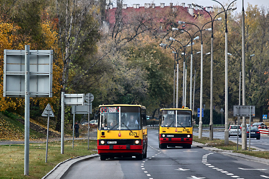 6371
Już od roku, 1 listopada fajne rzeczy nie dzieją się na liniach C-ileś, tylko kompletnie poza nimi. Na przykład na ulicy Spacerowej, gdzie spośród trójcy przejeżdżających linii 131+501+519, tylko jedna brygada była taka, jaka być powinna, czyli niska i długa. Reszta wysoka, a nawet wysoka i krótka, co postanowiłem dla oglądaczy uwiecznić.
Słowa kluczowe: IK260 6371 501 Spacerowa