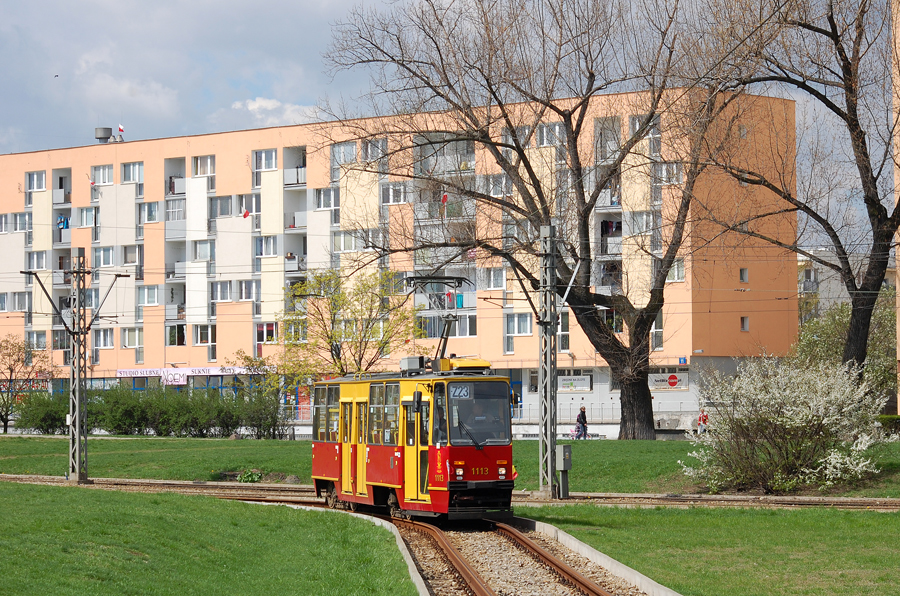 1113
Tramwaj - zatramwaj.
Słowa kluczowe: 105N 1113 Z23 DworzecWschodniKijowska