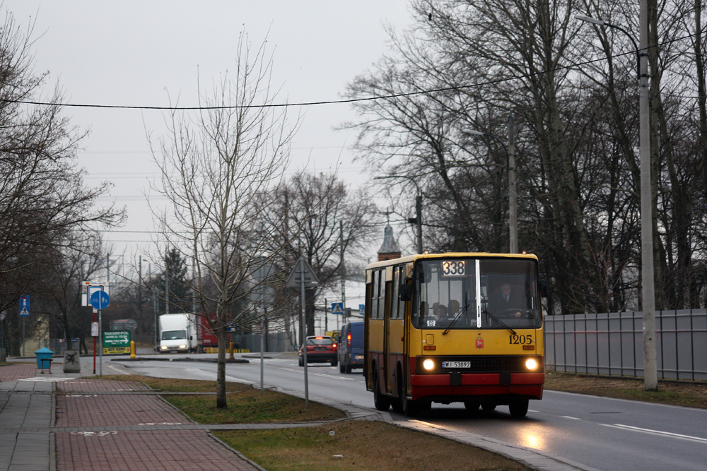 1205
Jeszcze coś tradycyjnego.
Słowa kluczowe: IK260 1205 338 KsiężnejAnny