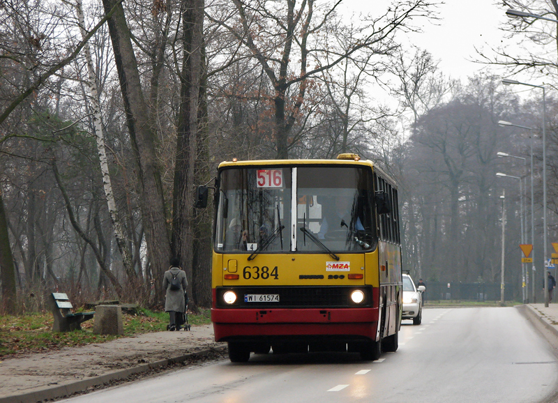 6384
Pierwszy dzień linii która na dobre wpisała się już w krajobraz Tarchomina - 516. I już tego pierwszego dnia Stalowa uraczyła pasażerów promocją, na podmianę za któregoś gniota wyjechał 8917.
Słowa kluczowe: IK260 6384 516 Dzierzgońska