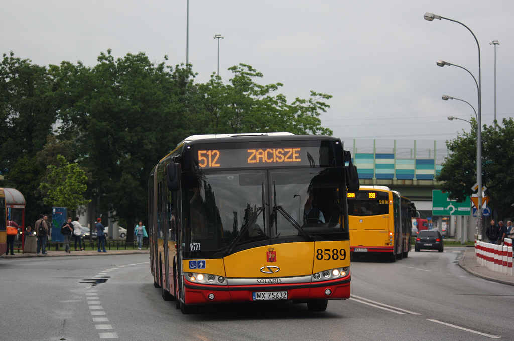 8589
Dosyć dziwne miejsce dla 190 i 512. ;) A to wszystko z powodu zamknięcia Trasy W-Z.
Słowa kluczowe: SU18 8589 512 Jagiellońska