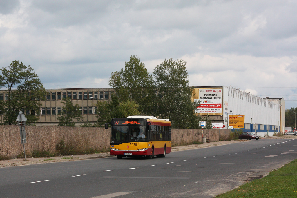 A030
Sobotnie dziwadło na 177 w przemysłowych klimatach Ursusa.
Słowa kluczowe: SU12 A030 177 Posag7Panien