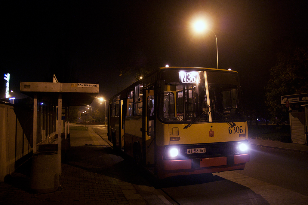 6306
Foto z ręki. Pozdro dla Nite'a... ;)
Słowa kluczowe: IK260 6306 N36 Bokserska