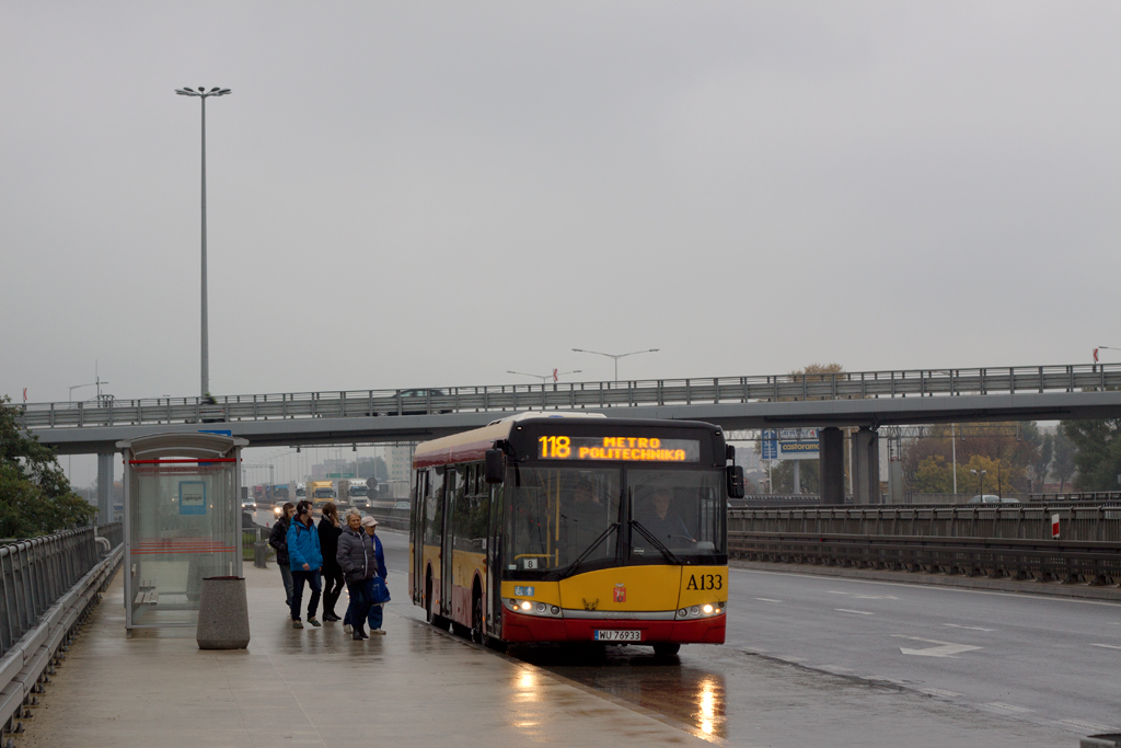 A133
Pogoda barowa... A stara dwunastka z nowymi narożnikami kręci kolejne kółka na 118. Kiedy kończy się umowa na ich kursowanie?
Słowa kluczowe: SU12 A133 118 ŻerańFSO TrasaToruńska