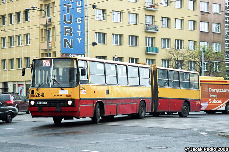 2641
Dziś Ikarus na 517. Na tej linii wówczas też łatwo było o Ikarusa.
Słowa kluczowe: IK280 2641 517 Kopińska